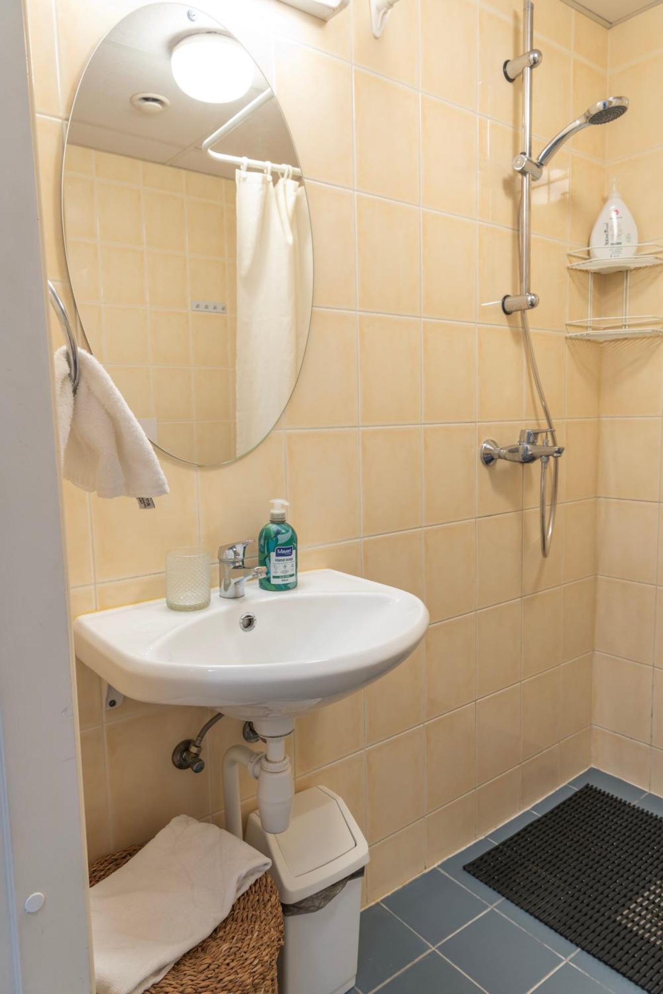 Wilde Guest Apartments Uelikooli 6 Тарту Екстериор снимка
